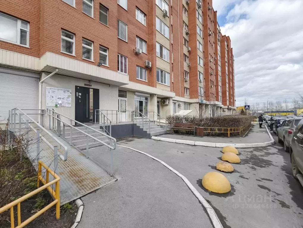 Помещение свободного назначения в Тюменская область, Тюмень ул. ... - Фото 1