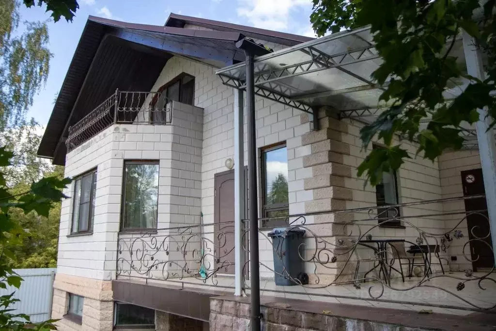 Дом в Ярославская область, Рыбинск Березовая аллея, 15 (300 м) - Фото 1