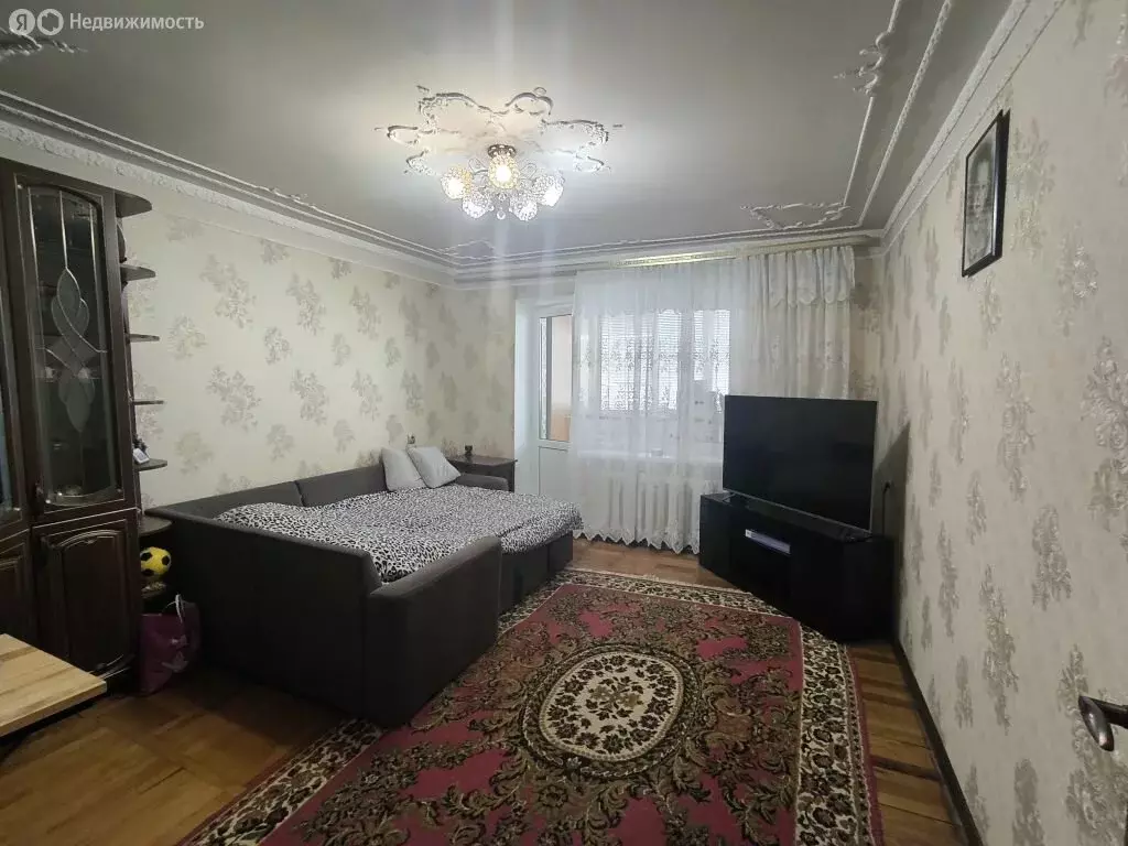 2-комнатная квартира: Кисловодск, Азербайджанская улица, 27 (49 м) - Фото 1