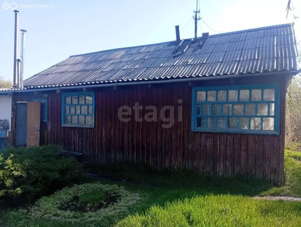 Дом в село Садовое, Октябрьская улица (60.5 м) - Фото 1