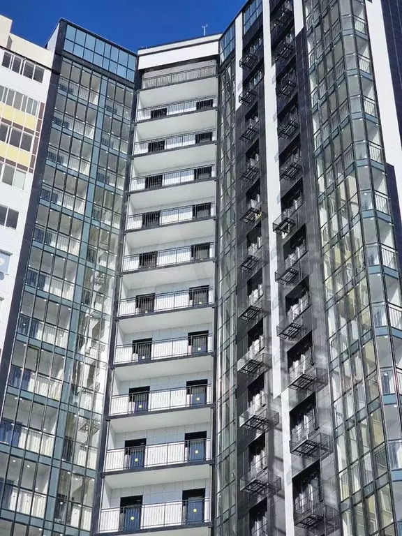 2-к. квартира, 90 м, 15/17 эт. - Фото 1