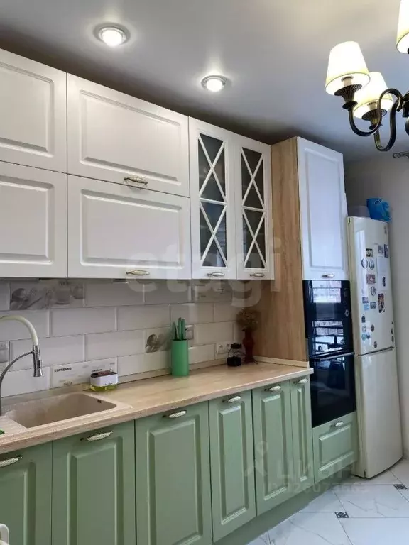 2-к кв. Ямало-Ненецкий АО, Новый Уренгой Дружба мкр, 6/2 (68.6 м) - Фото 2