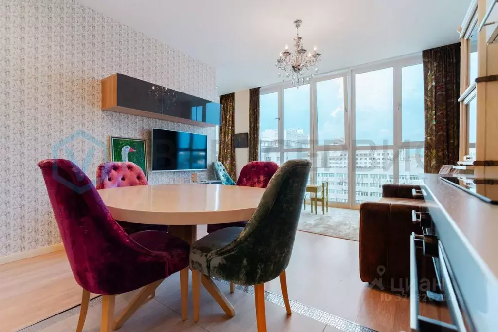 3-к кв. Омская область, Омск наб. Тухачевского, 16 (80.0 м) - Фото 2