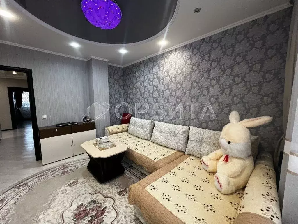 3-к кв. Тюменская область, Тюмень Кремлевская ул., 112к4 (77.0 м) - Фото 1