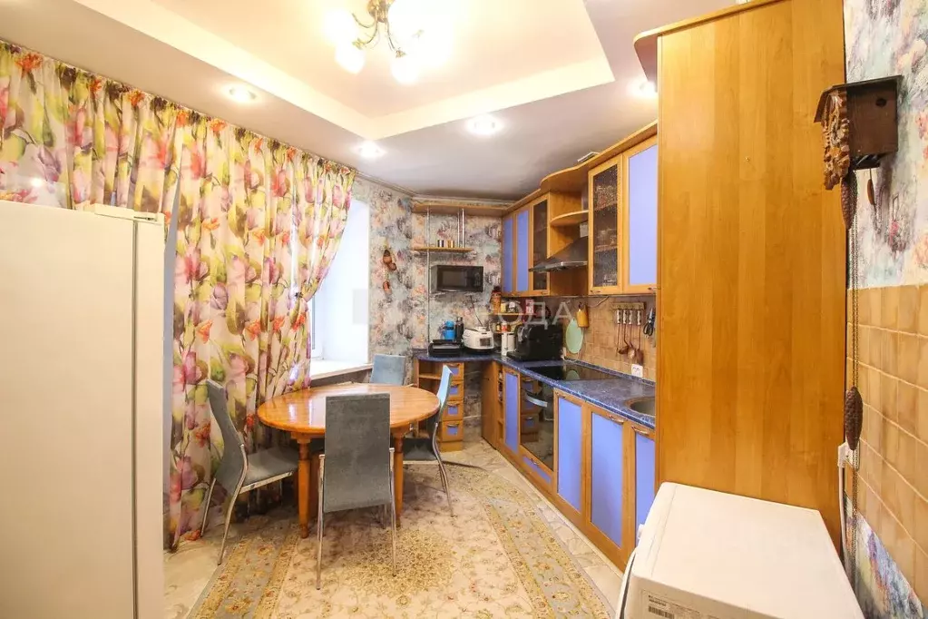 3-к кв. Алтайский край, Барнаул ул. Короленко, 91 (67.7 м) - Фото 1