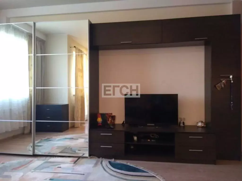 Продается 1-комнатная квартира - Фото 1