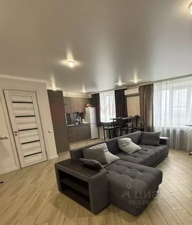 2-к кв. Ростовская область, Новочеркасск пл. Ермака (49.7 м) - Фото 1