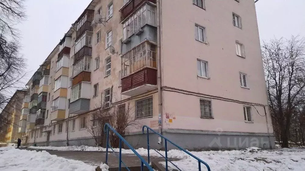2-к кв. Чувашия, Чебоксары ул. Космонавта Андрияна Григорьевича ... - Фото 0
