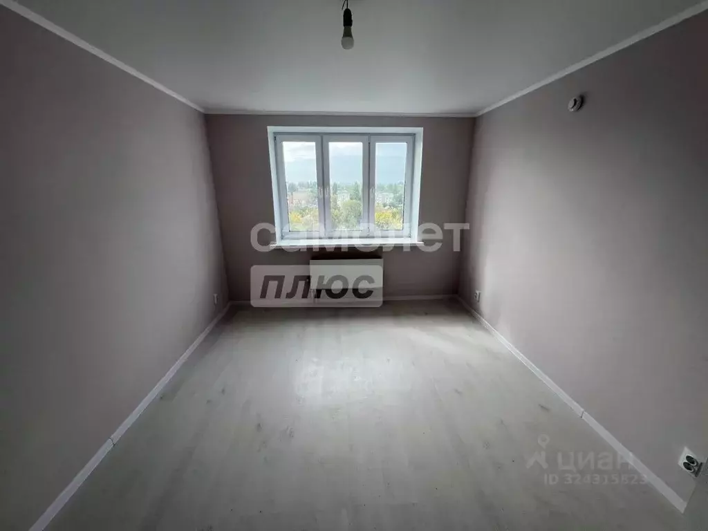 1-к кв. Саратовская область, Энгельс Харьковская ул., 8 (31.1 м) - Фото 1