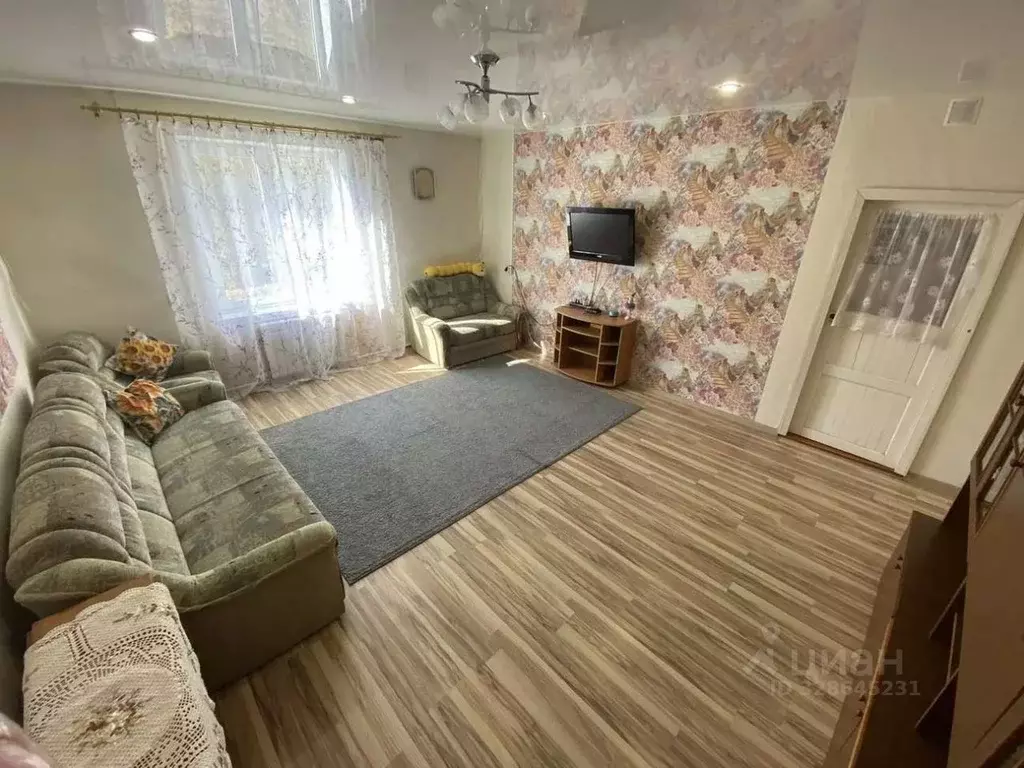 Дом в Новгородская область, Крестцы рп ул. Сенная (107 м) - Фото 1