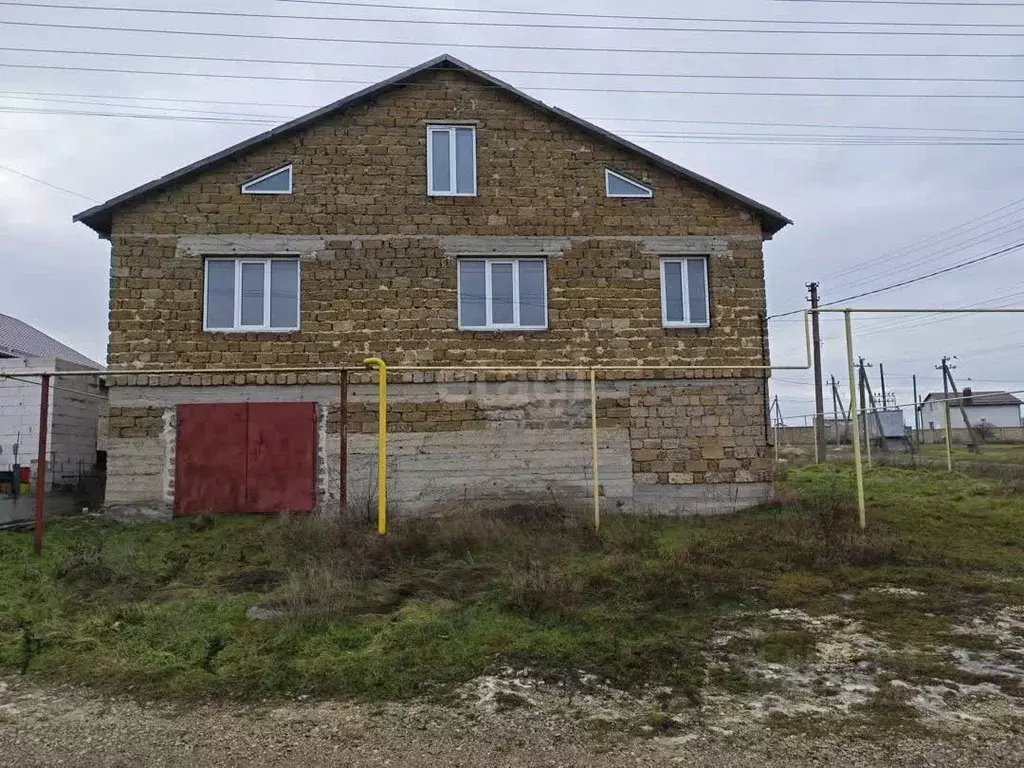 Дом в Крым, Симферополь ул. Акташ (222 м) - Фото 1