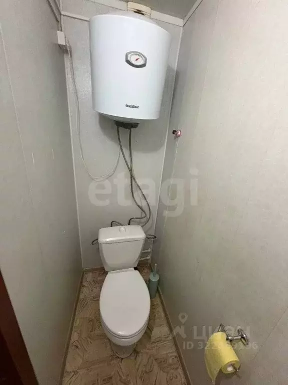 Комната Ямало-Ненецкий АО, Салехард ул. Матросова, 30 (10.0 м) - Фото 0