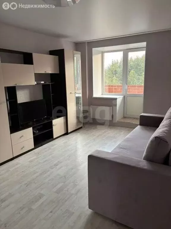 1-комнатная квартира: Миасс, улица Павших Борцов, 12 (42.3 м) - Фото 1