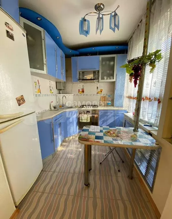 2-к. квартира, 50 м, 1/5 эт. - Фото 0