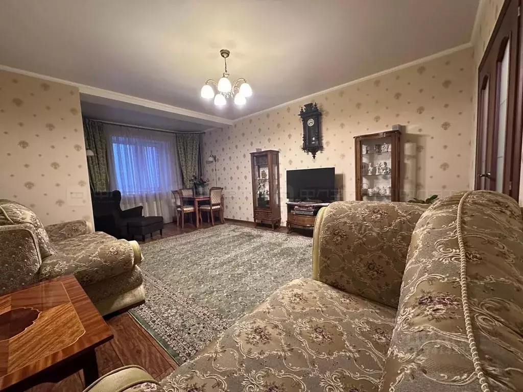 3-к кв. Татарстан, Казань ул. Академика Завойского, 13 (107.0 м) - Фото 0