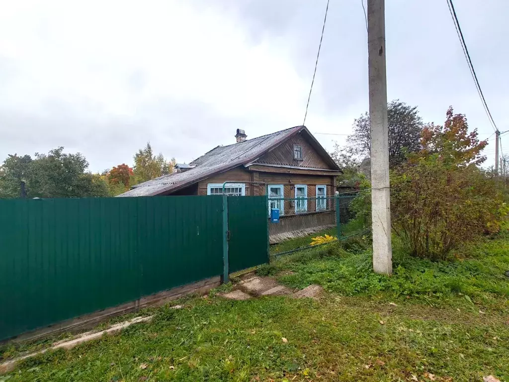 Дом в Новгородская область, Валдай ул. Строителей (35 м) - Фото 0