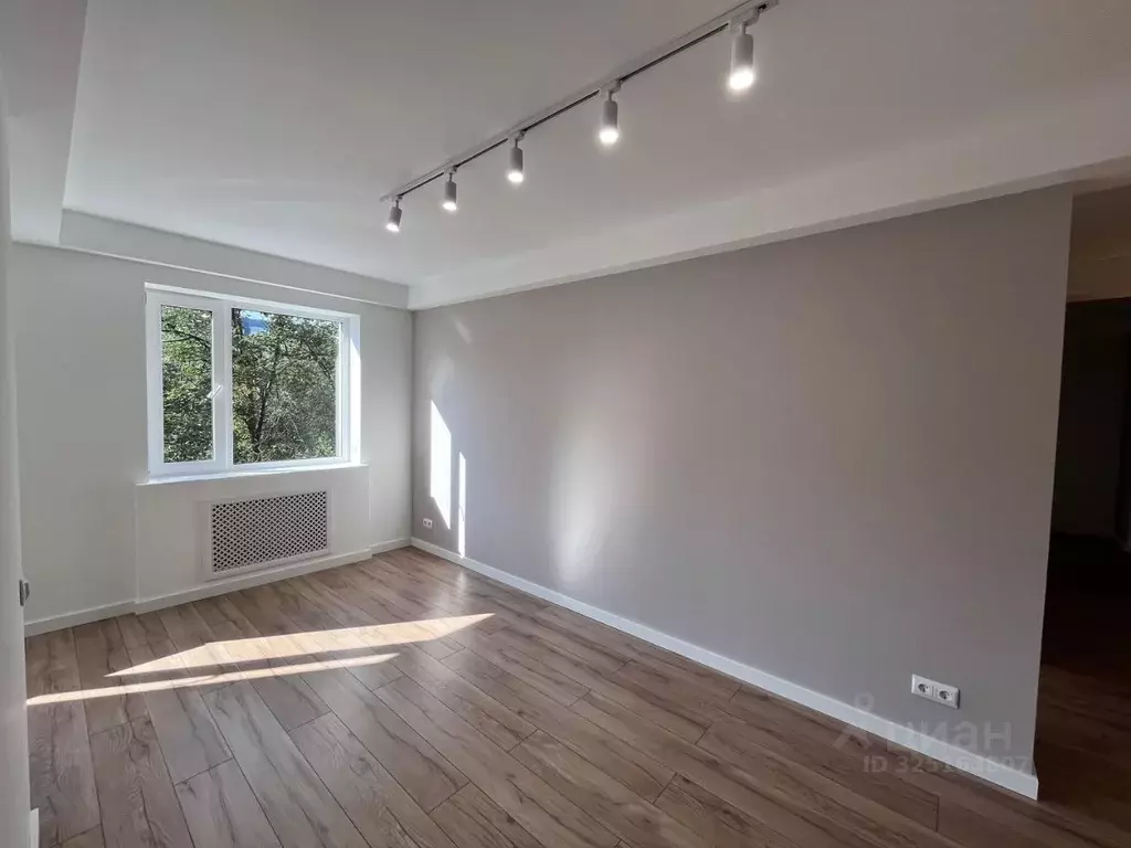 3-к кв. Санкт-Петербург просп. Королева, 27К2 (71.3 м) - Фото 1