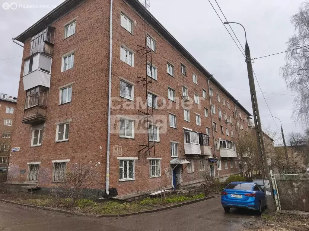 2-комнатная квартира: Ижевск, улица Коммунаров, 199 (55.5 м) - Фото 1