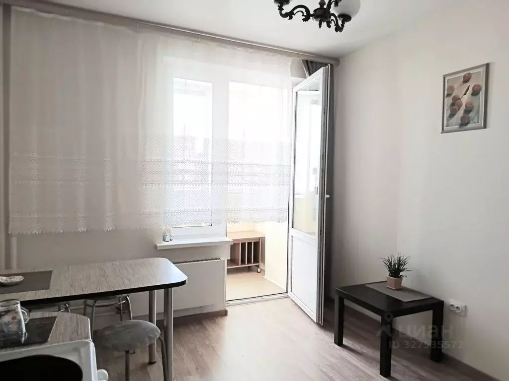 1-к кв. Тюменская область, Тюмень ул. Николая Зелинского, 24 (37.0 м) - Фото 1