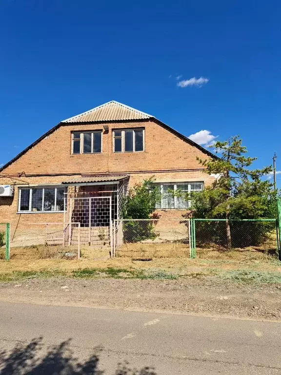 Дом 170 м на участке 8 сот. - Фото 0
