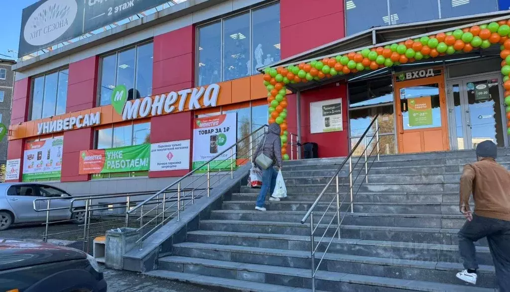 Торговая площадь в Свердловская область, Первоуральск Советская ул., ... - Фото 2