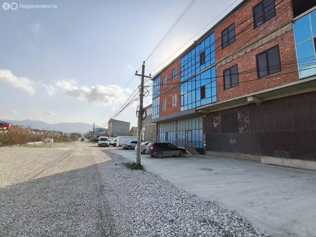 4-комнатная квартира: Махачкала, проспект Казбекова, 273 (105 м) - Фото 1