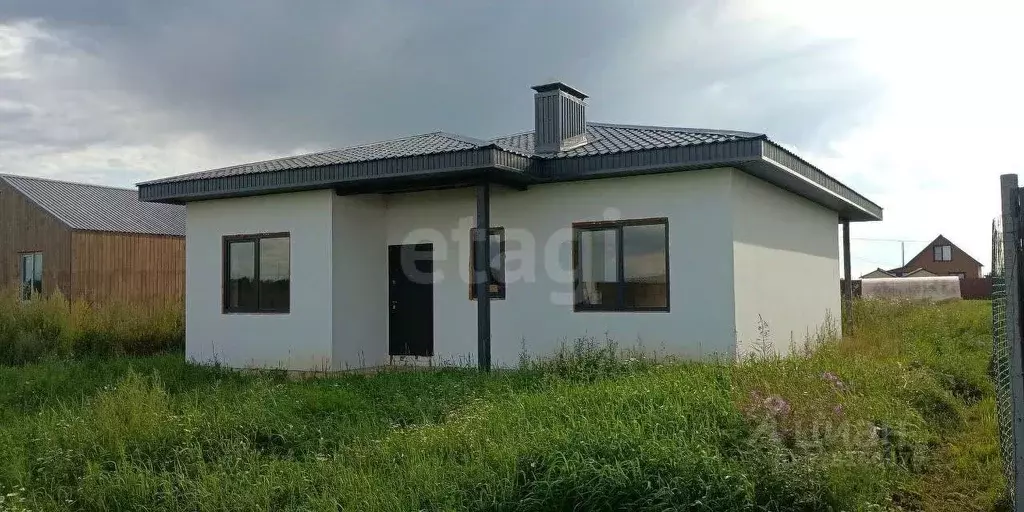 Дом в Тверская область, Калининский муниципальный округ, д. ... - Фото 1