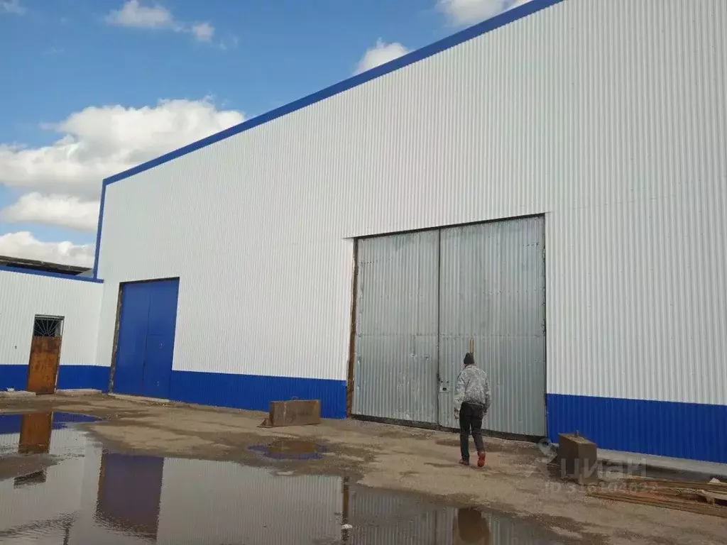 Склад в Удмуртия, Ижевск Новосмирновская ул., 6 (1500 м) - Фото 1