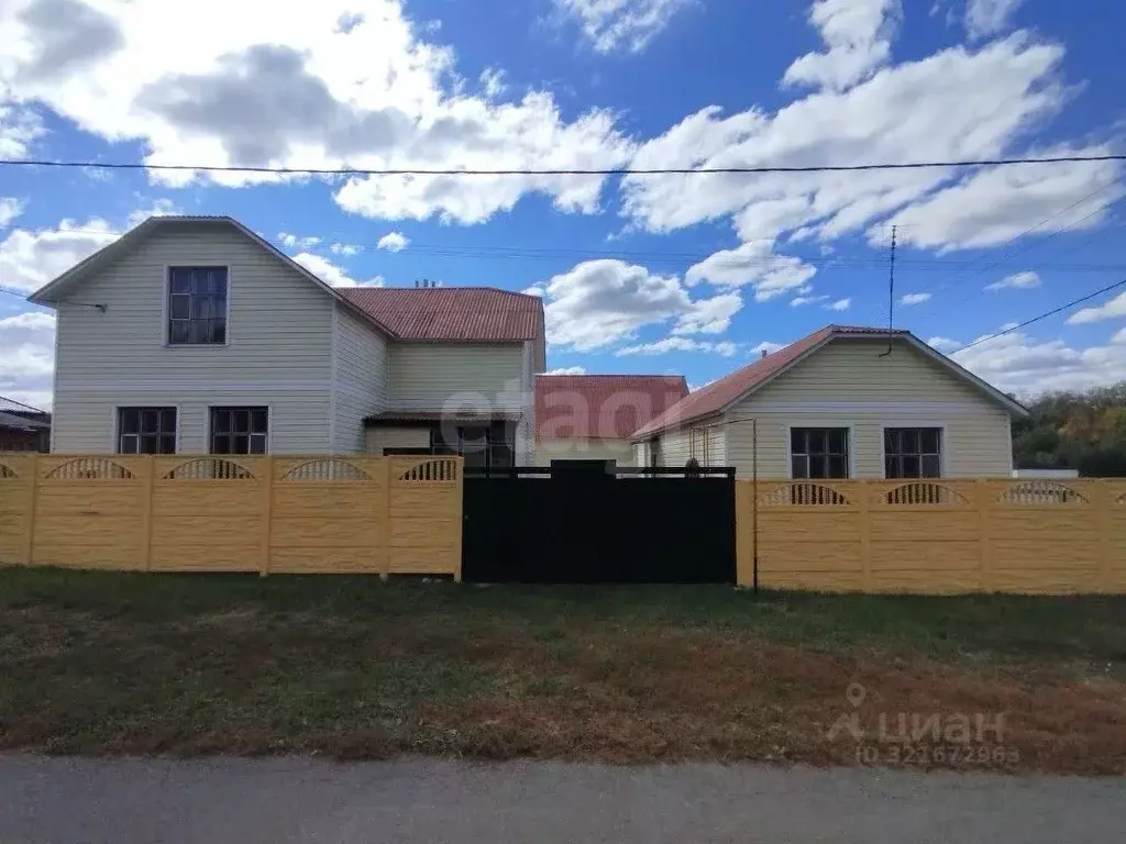 Дом в Белгородская область, Белгородский район, пос. Майский ... - Фото 1