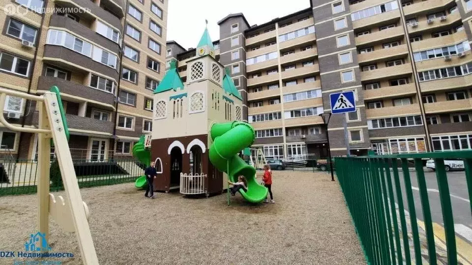 1-комнатная квартира: Краснодар, улица Лётчика Позднякова, 2 (37 м) - Фото 1