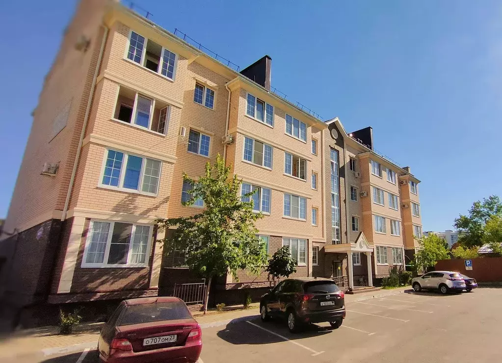 Продаётся 4-к квартира, 110 м - Фото 0