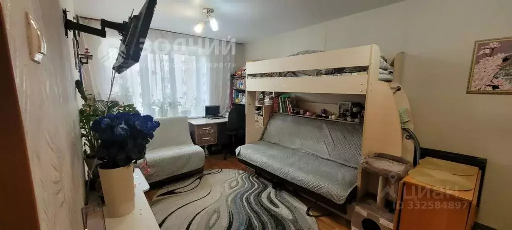 Комната Чувашия, Чебоксары просп. 9-й Пятилетки, 2а (17.0 м) - Фото 1