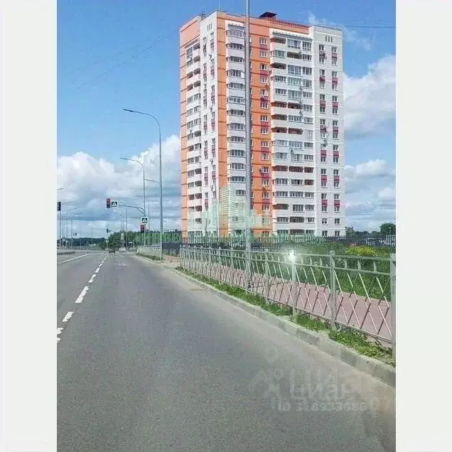2-к кв. Брянская область, Брянск ул. Татьяны Николаевой, 8 (55.5 м) - Фото 0