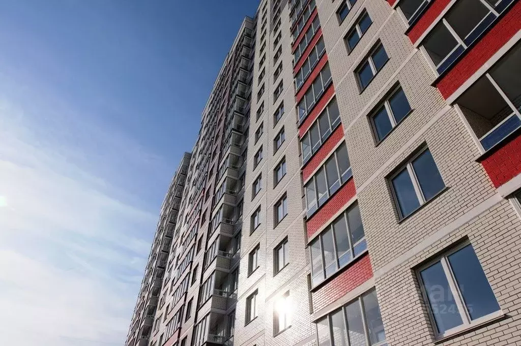 2-к кв. Удмуртия, Ижевск ул. Холмогорова, 15А (62.0 м) - Фото 1