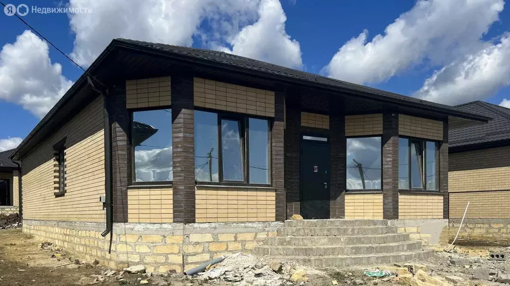 Дом в Михайловск, улица Вячеслава Тихонова, 50 (140 м) - Фото 0