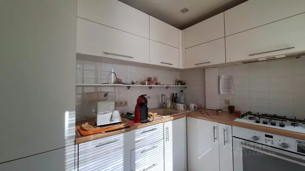 3-к кв. Самарская область, Тольятти ул. Лизы Чайкиной, 81 (62.7 м) - Фото 0
