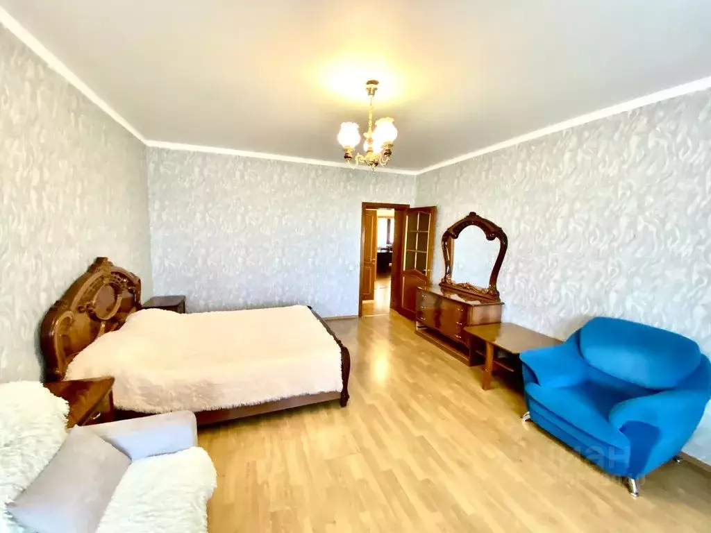 2-к кв. Татарстан, Казань Гвардейская ул., 16 (100.0 м) - Фото 1