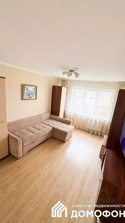 3-к кв. Омская область, Омск Заозерная ул., 36 (62.5 м) - Фото 1