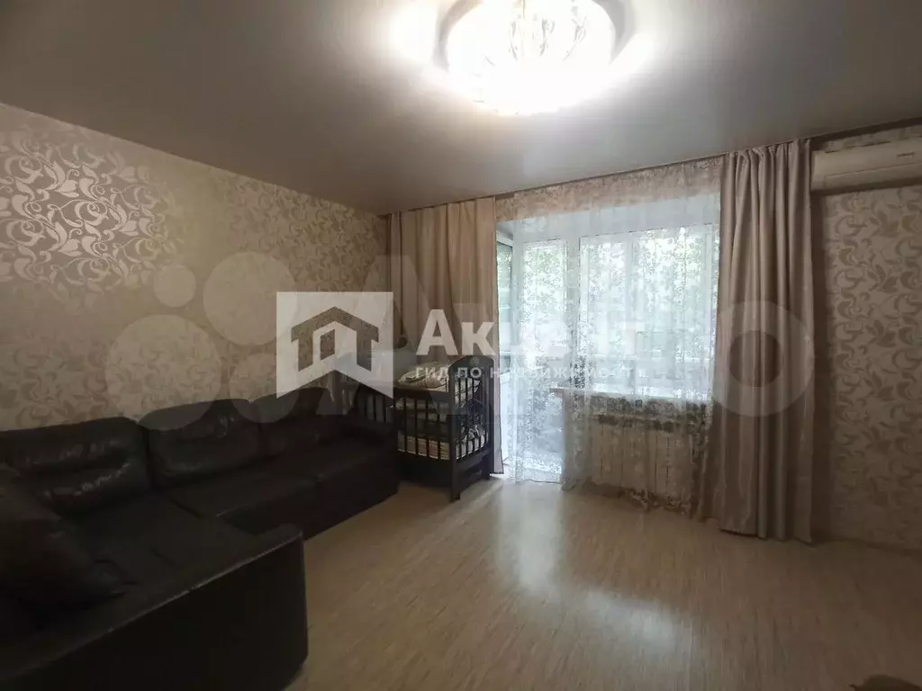 1-к. квартира, 42 м, 1/5 эт. - Фото 1