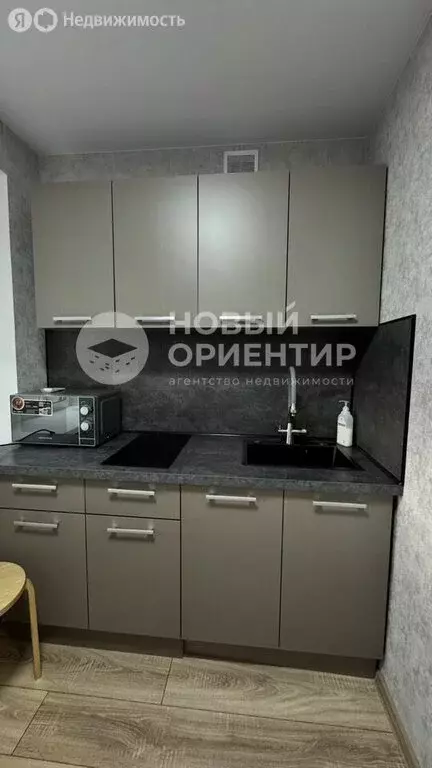 1-комнатная квартира: Екатеринбург, Просторная улица, 85 (31.6 м) - Фото 1