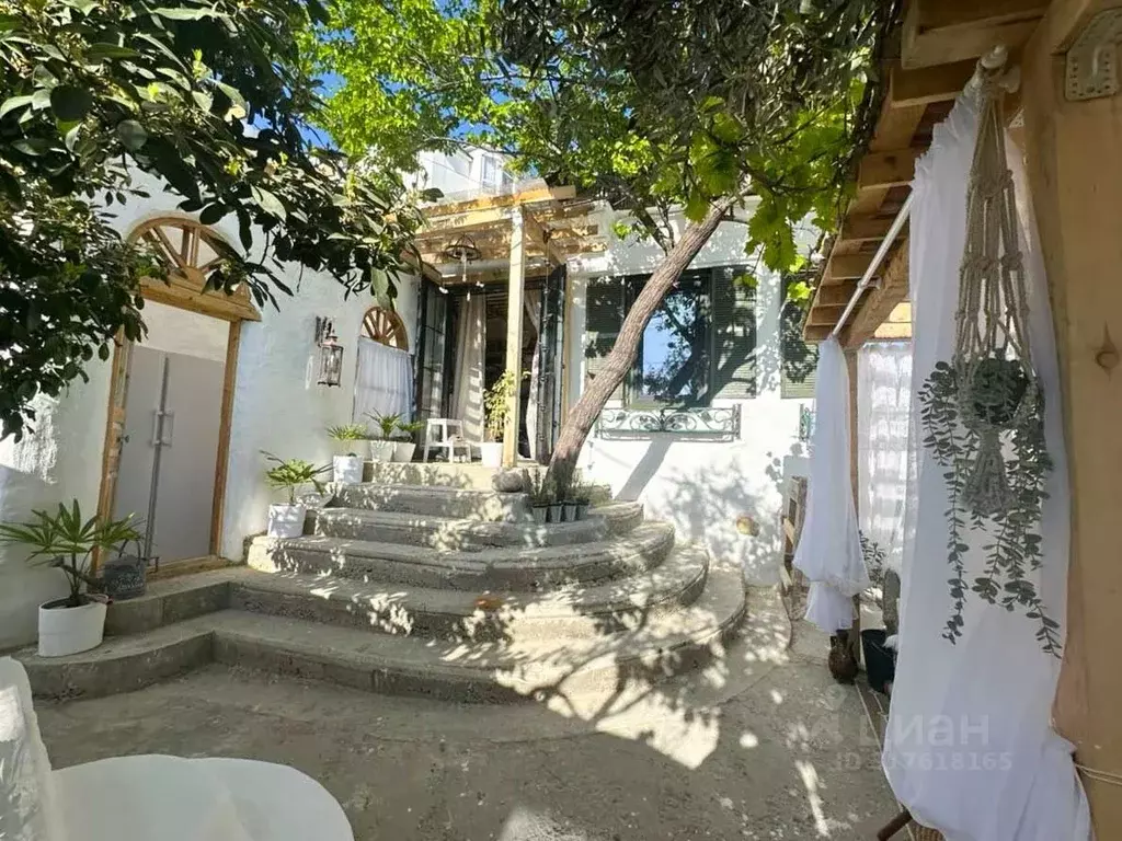 Дом в Крым, Алушта ул. Багликова (55 м) - Фото 1