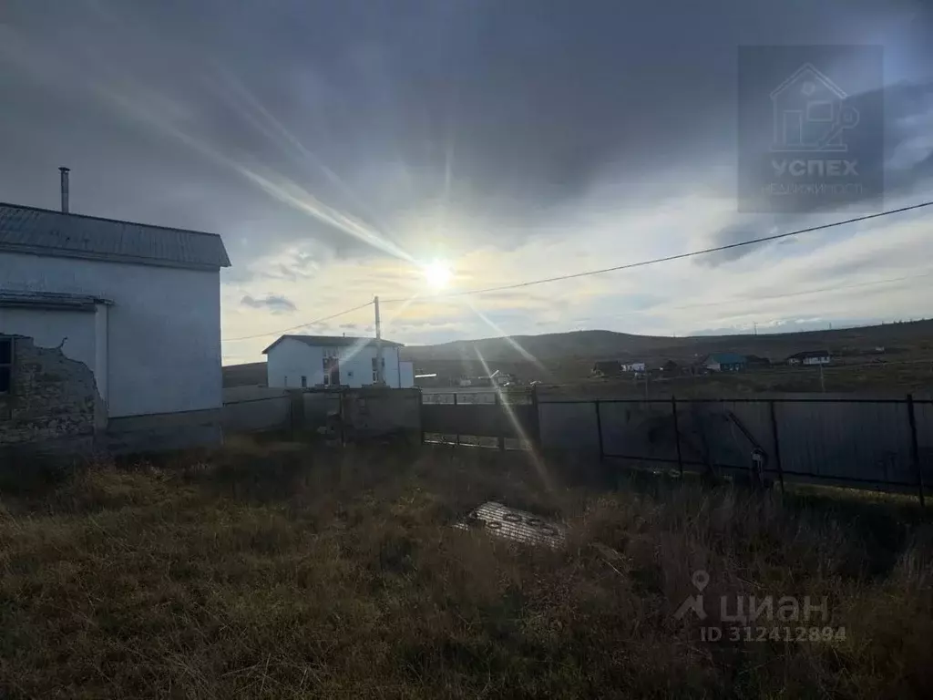 Дом в Крым, Феодосия городской округ, с. Южное ул. Яны-Даг, 71 (35 м) - Фото 0