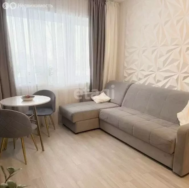 2-комнатная квартира: Пермь, улица Революции, 54 (46.6 м) - Фото 1