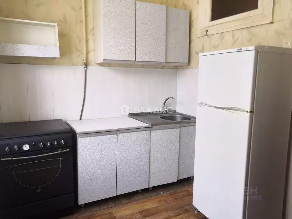 2-к кв. Владимирская область, Владимир ул. Луначарского, 33 (55.0 м) - Фото 1