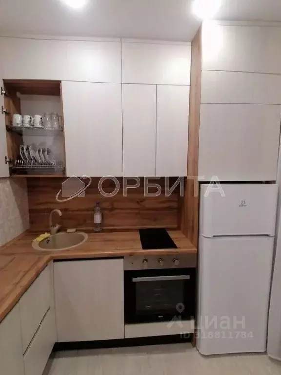 Студия Тюменская область, Тюмень Дамбовская ул., 25к1 (27.5 м) - Фото 1