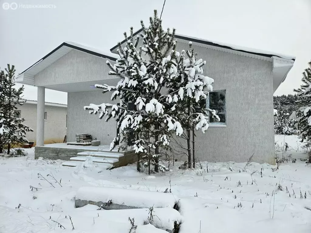 Дом в Свердловская область, Белоярский муниципальный округ, посёлок ... - Фото 1