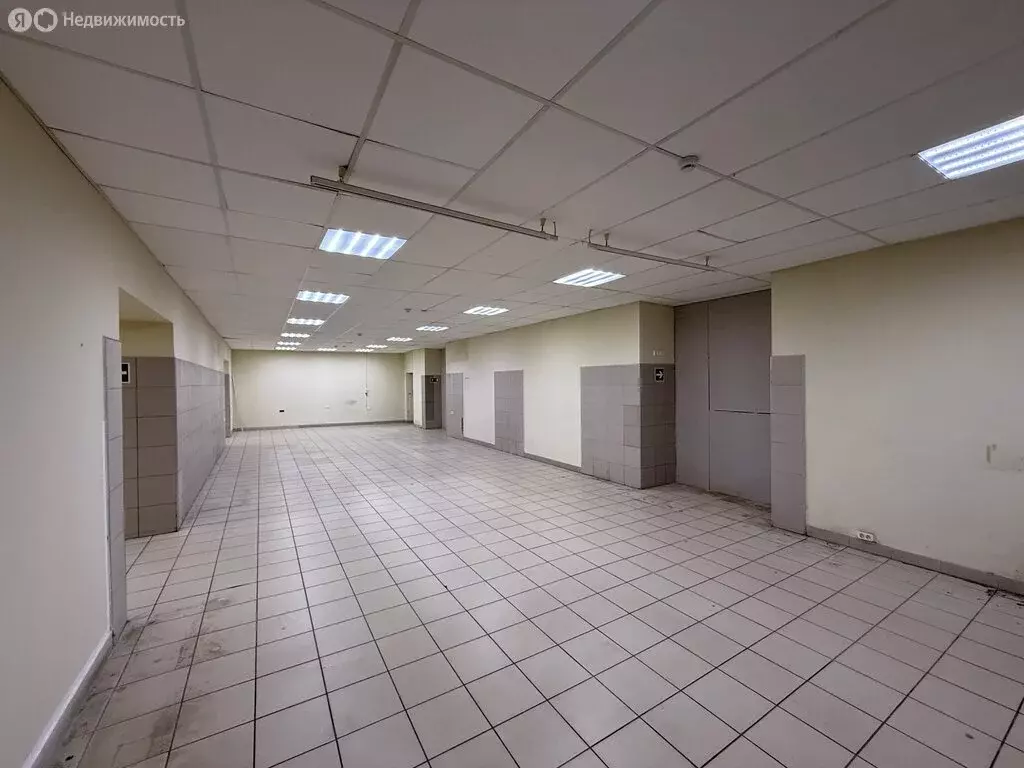 Помещение свободного назначения (420.8 м) - Фото 2