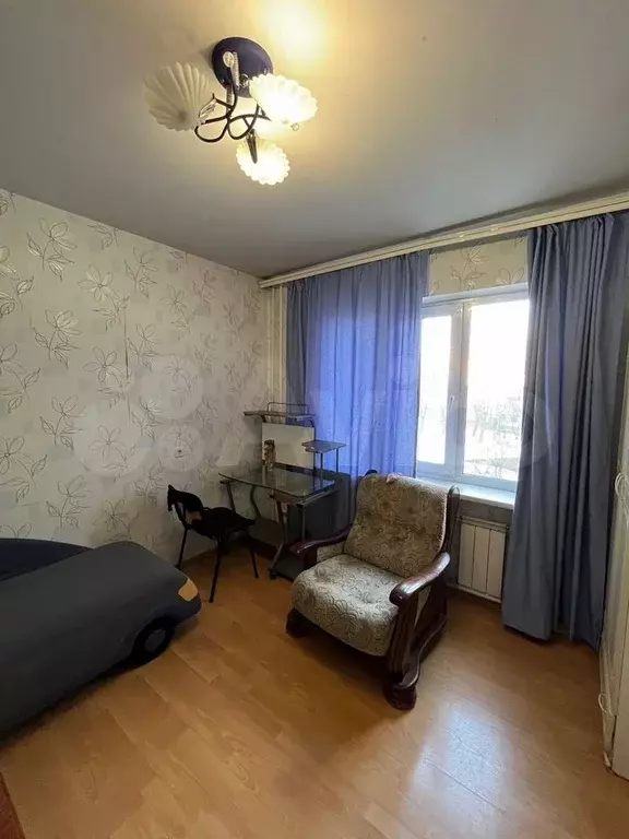 Комната 10 м в 4-к., 4/16 эт. - Фото 0
