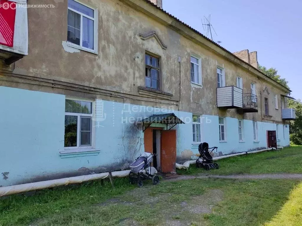 2-комнатная квартира: Тёсово-Нетыльский, улица Возрождения, 9 (46.7 м) - Фото 1