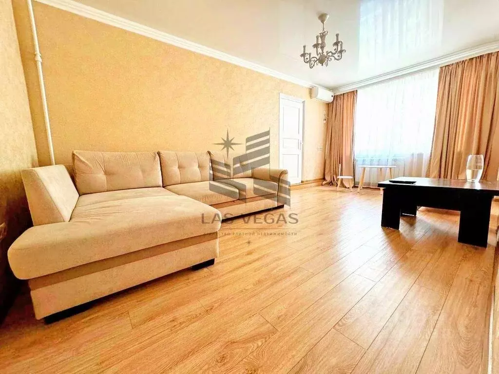 3-к кв. Краснодарский край, Сочи Центральный мкр, ул. Роз, 37 (60.0 м) - Фото 1